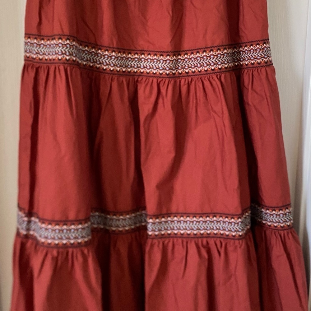 Elegant Embroidery Maxi Skirt Size-L - Picture 6 of 7